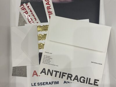 Кпоп альбом le sserafim antifragile
